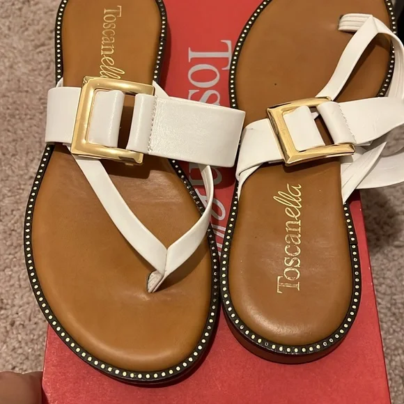 Sandals - Picture 3 of 3